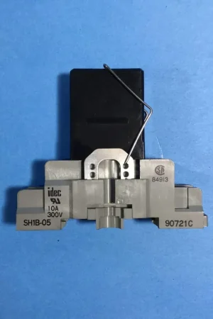 Get Yours IDEC SH1B-05 Relay Socket 10A 300VAC DIN Rail Screw Terminal Replacement SH1B-05