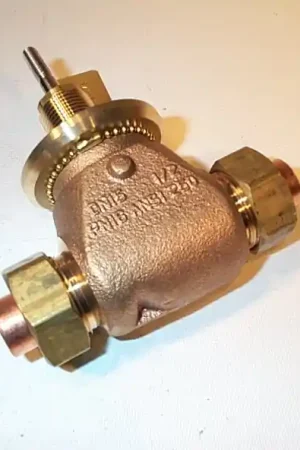 Johnson Controls VG7281ET+7150G Series VG7000 Brass Trim Globe Valve 24 VAC Bargain